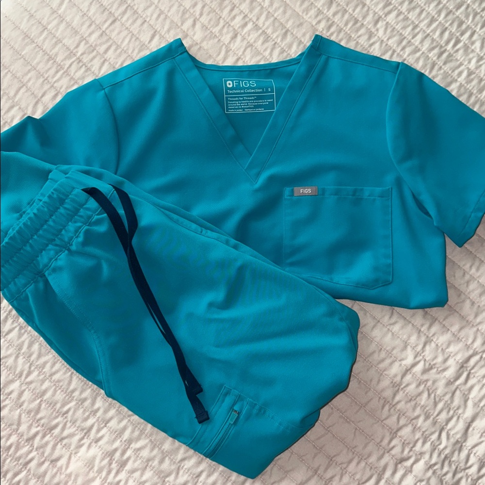Figs Teal Scrub Set